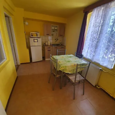 Viola 3*