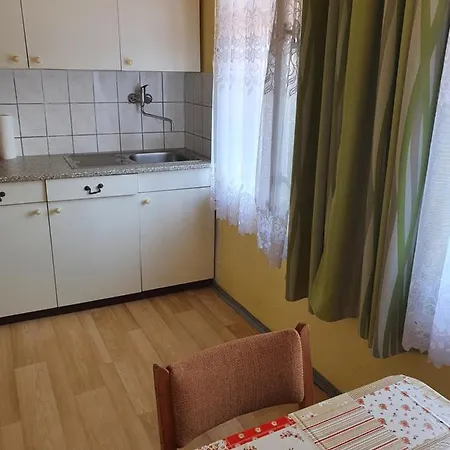 Aparthotel Viola Sturovo