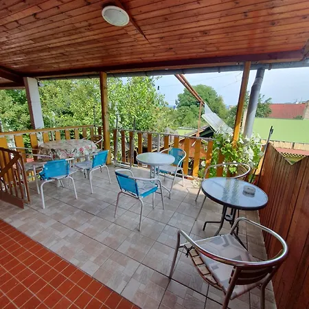 Viola Aparthotel
